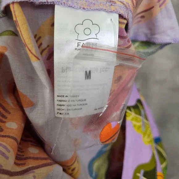 FARM Rio Lilac Beaks & Bananas Romper Puff Sleeve Belted M NWT - Picture 12 of 13